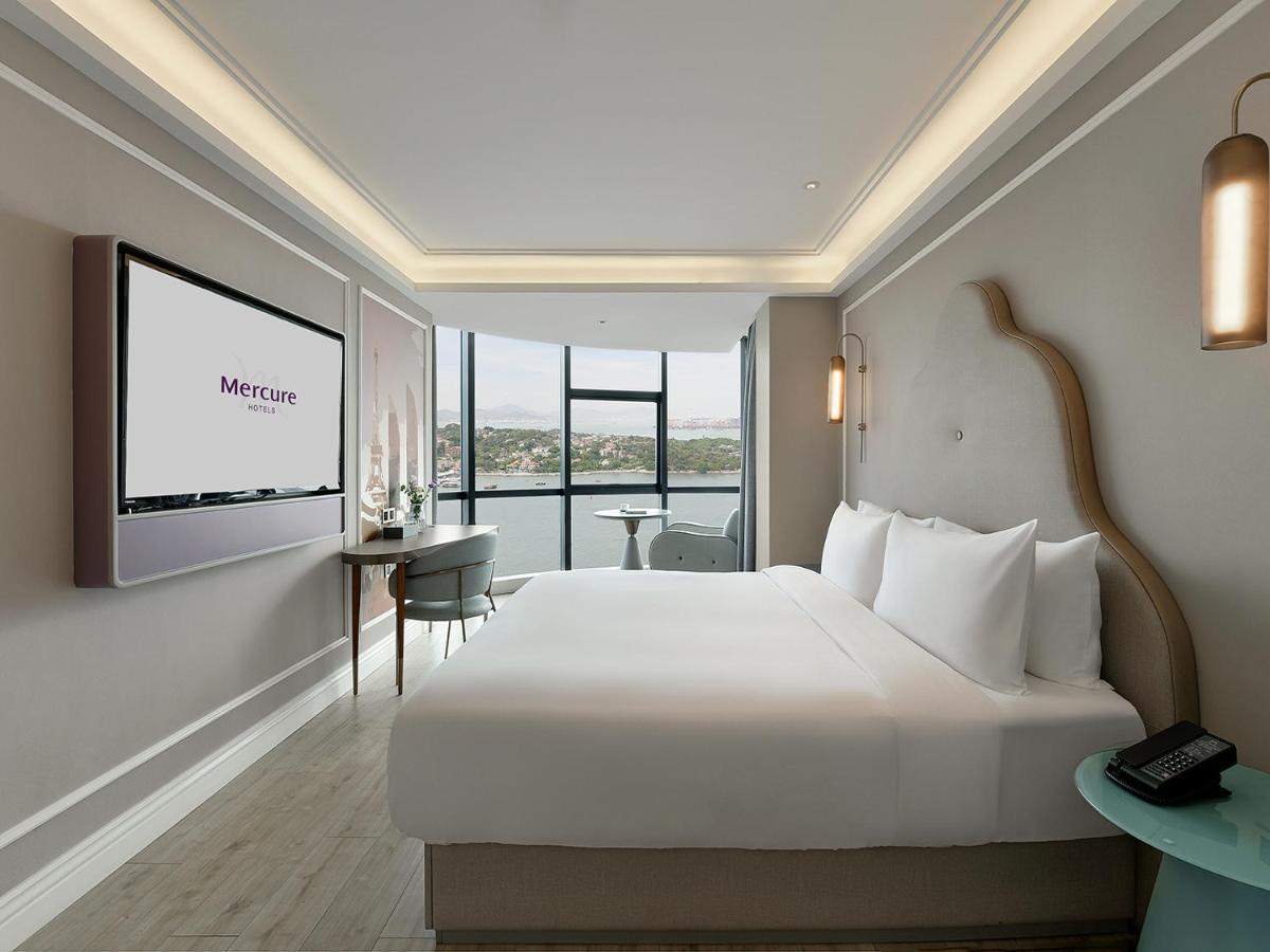 Mercure Xiamen On The Bund Hotel Exterior photo